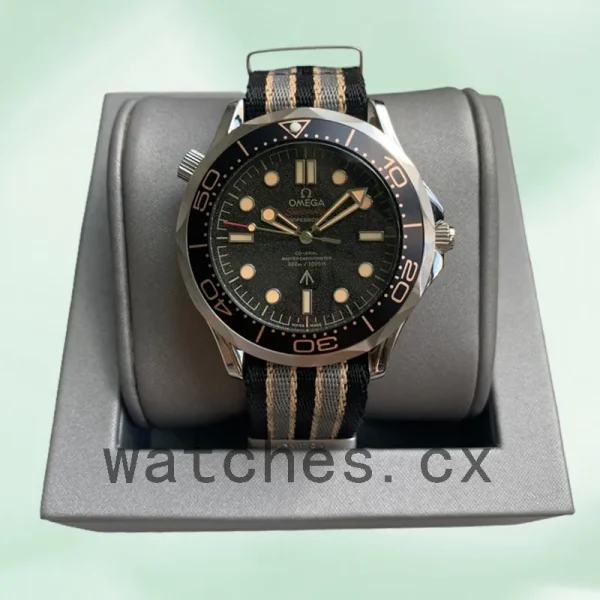 Omega Seamaster James Bond 007 210.92.42.20.01.001 Men 42 mm Strap Black Dial - Image 2