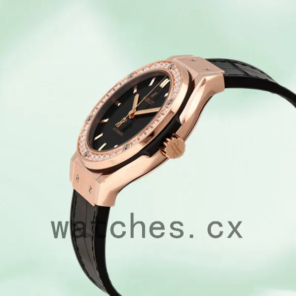 Hublot Classic Fusion 565.OX.1480.LR.1604 Ladies 33mm Rose Gold-tone Leather Strap - Image 3