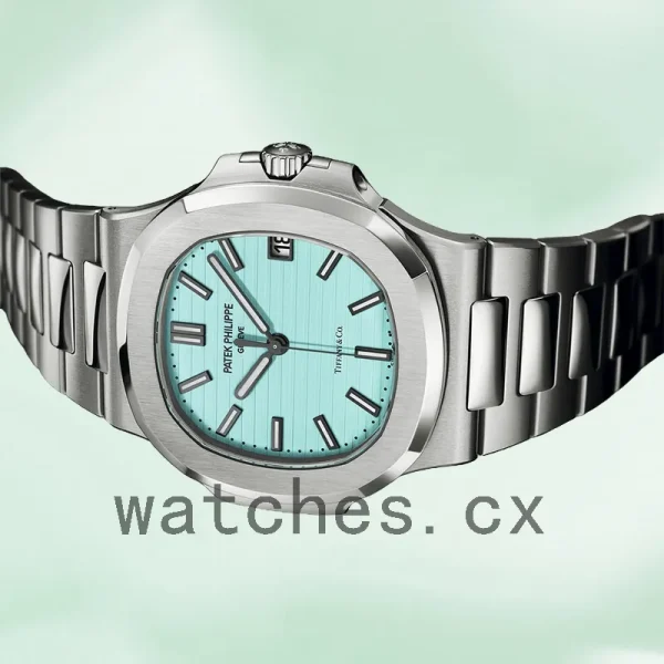 Patek Philippe Nautilus Men's 5711/1A-018 40mm Bracelet Silver-tone - Image 3