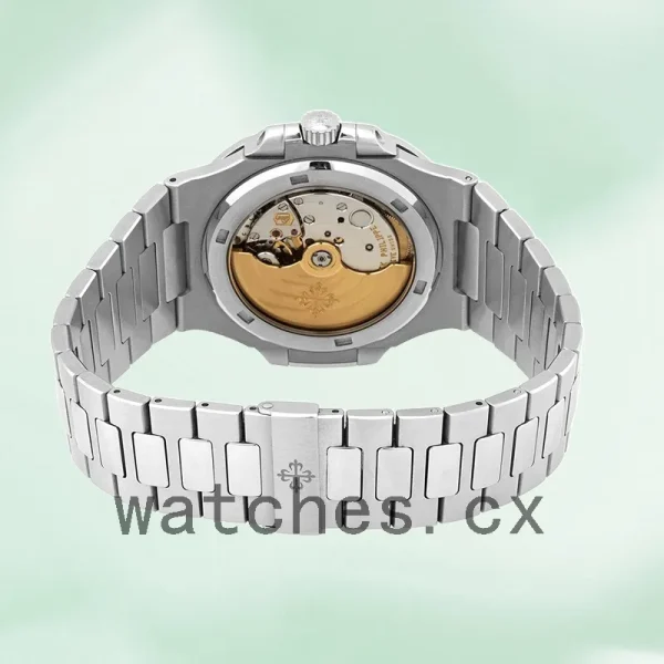 Patek Philippe Nautilus Men's 40mm 5711/1A Bracelet - Image 4