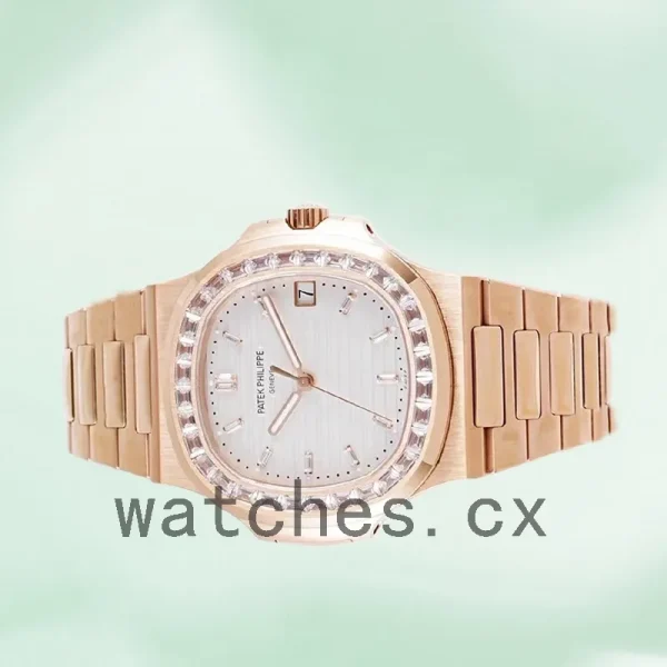 Patek Philippe Nautilus Men 40mm 5711 White Dial - Image 3
