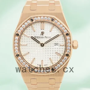 Audemars Piguet Royal Oak 67651OR.ZZ.1261OR.01 42mm Men's Quartz