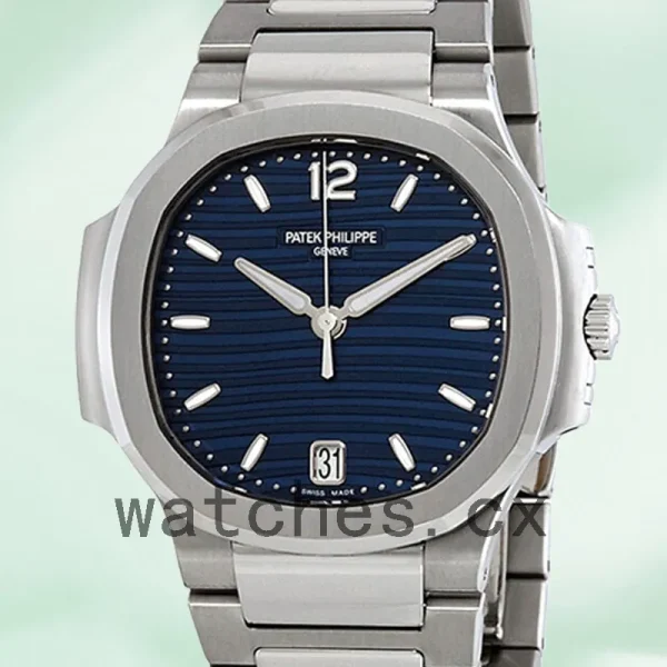 Patek Philippe Nautilus 32mm 7118/1A-001 Ladies Silver-tone Bracelet