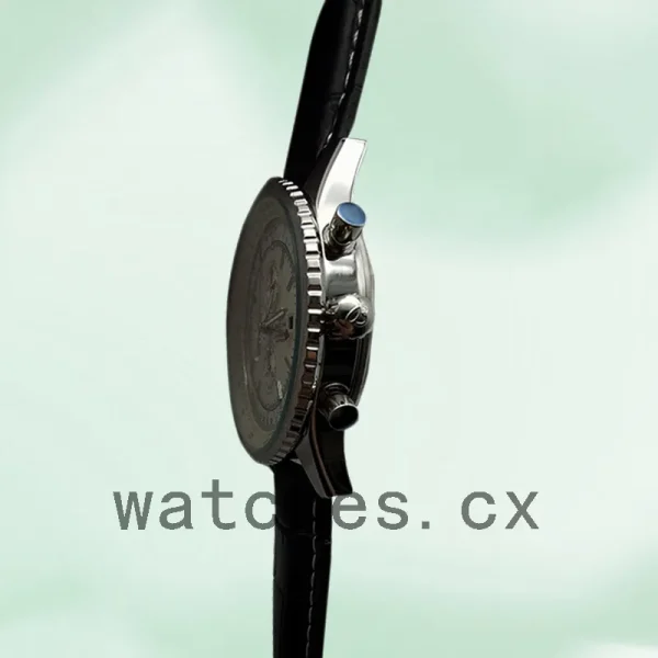 Breitling Navitimer Men's 46mm A24322 Strap Silver-tone - Image 3