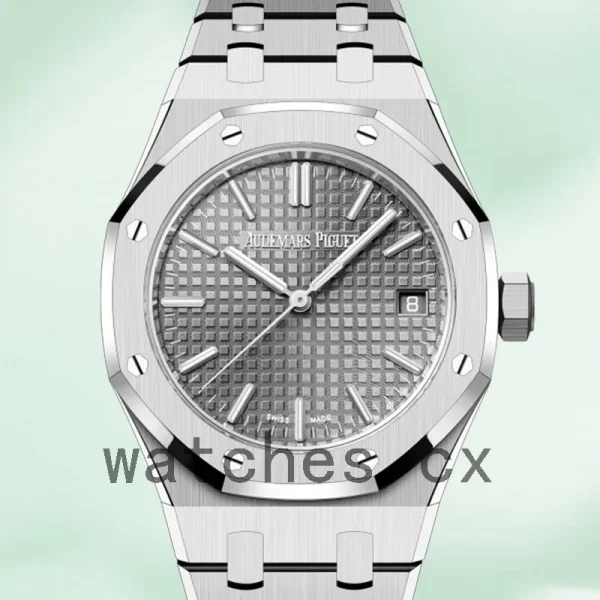 Audemars Piguet Royal Oak Men's 15550ST.OO.1356ST.03 37mm Silver-tone