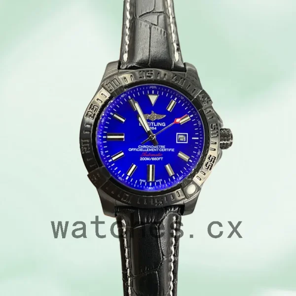 Breitling Avenger 46mm M32390 Men's Automatic - Image 2