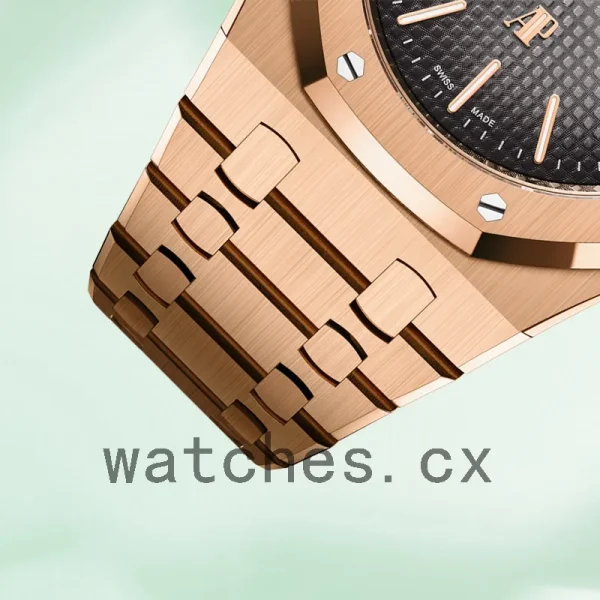 Audemars Piguet Royal Oak 16202OR.OO.1240OR.01 Men's 39mm Bracelet - Image 4