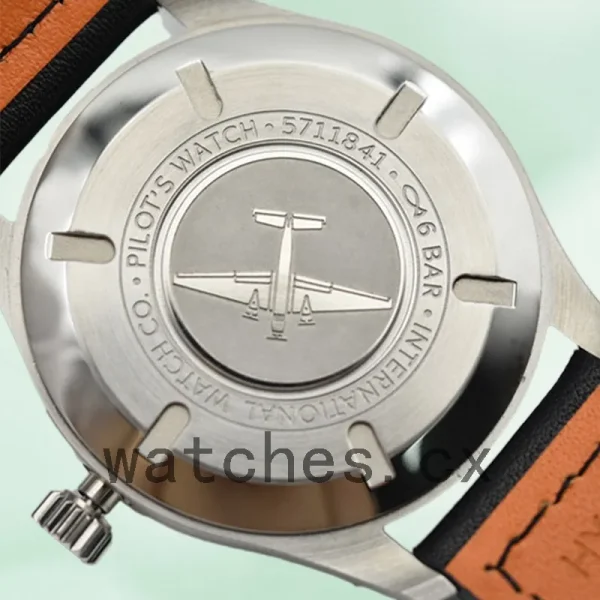 IWC Pilot IW327012 Men's 42mm/40mm White Dial - Image 4