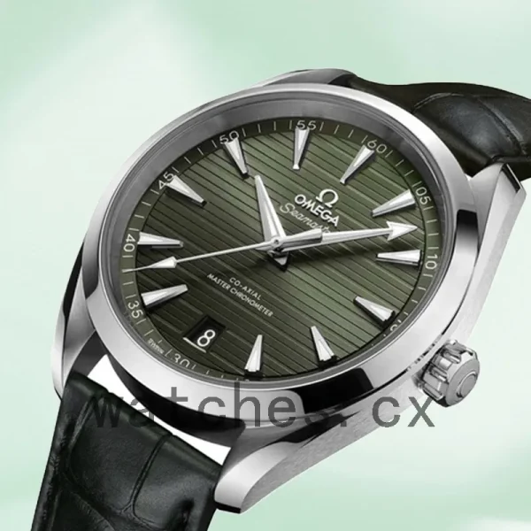 Omega Seamaster Men 42mm 220.13.41.21.10.001 Automatic Silver-tone - Image 3