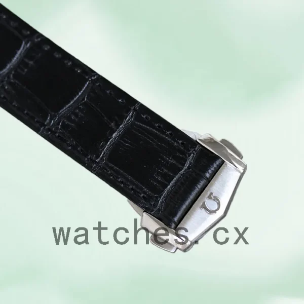 Omega Speedmaster Men 311.32.42.30.01.001 42mm Automatic Silver-tone - Image 3