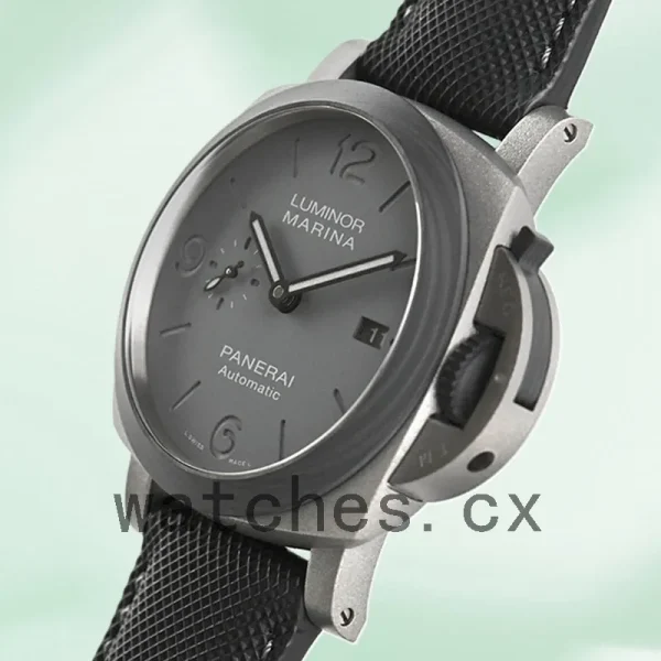 Panerai Luminor Marina Men's 44mm PAM01662 Black Dial - Image 4