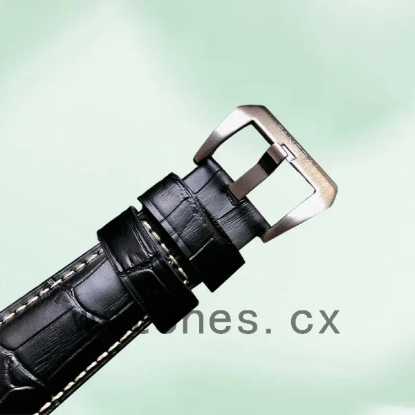 Panerai Luminor GMT 44mm Men's PAM00320-002 Black Dial Automatic - Image 4