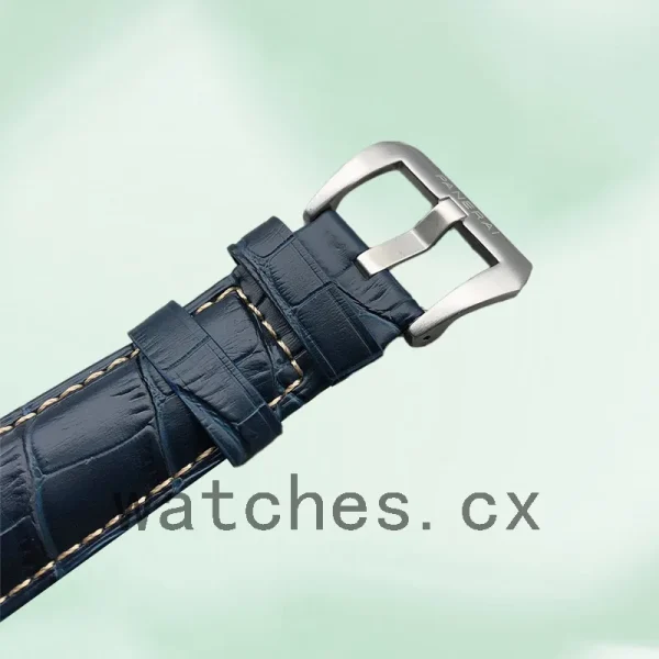 Panerai Luminor GMT 44mm PAM01033 Men's Blue Dial Leather Strap - Image 4