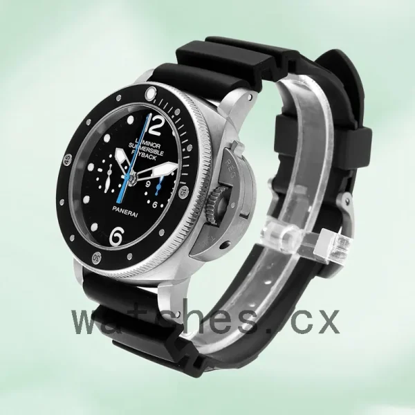Panerai Luminor Submersible PAM00615 47mm Men's Black Dial Silver-tone - Image 3