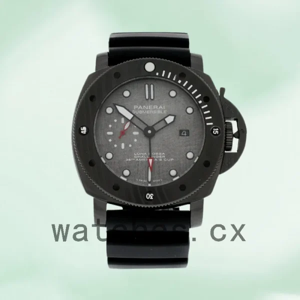 Panerai Submersible Men's PAM01039 47mm Rubber Band - Image 2