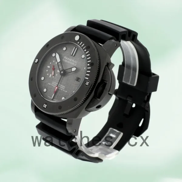 Panerai Submersible Men's PAM01039 47mm Rubber Band - Image 3