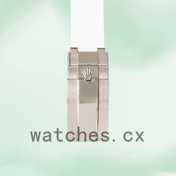 Rolex Submariner Men's 116610 40mm Automatic - Image 4