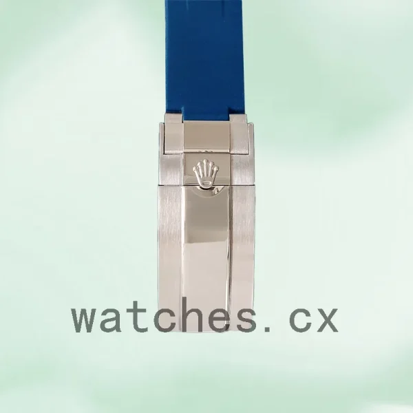 Rolex Submariner 116610 Men's 40mm Blue Dial - Image 4