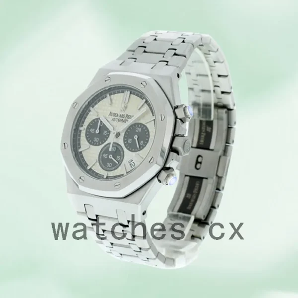 Audemars Piguet Royal Oak 42mm RoyalOak022 Men's Quartz Bracelet - Image 3