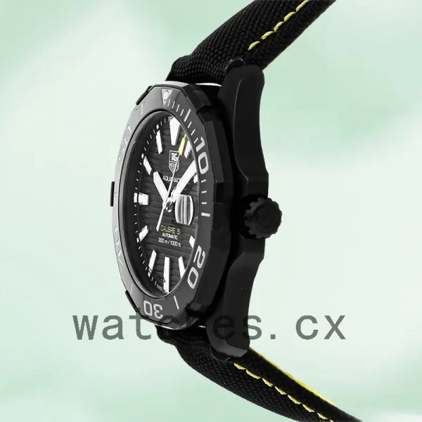 Tag Heuer Aquaracer Men 43mm WAY218A.FC6362 Black Dial - Image 4