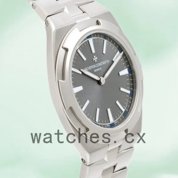 Vacheron Constantin Overseas Men 42mm 2000V/120G-B122 Grey Dial Bracelet - Image 3